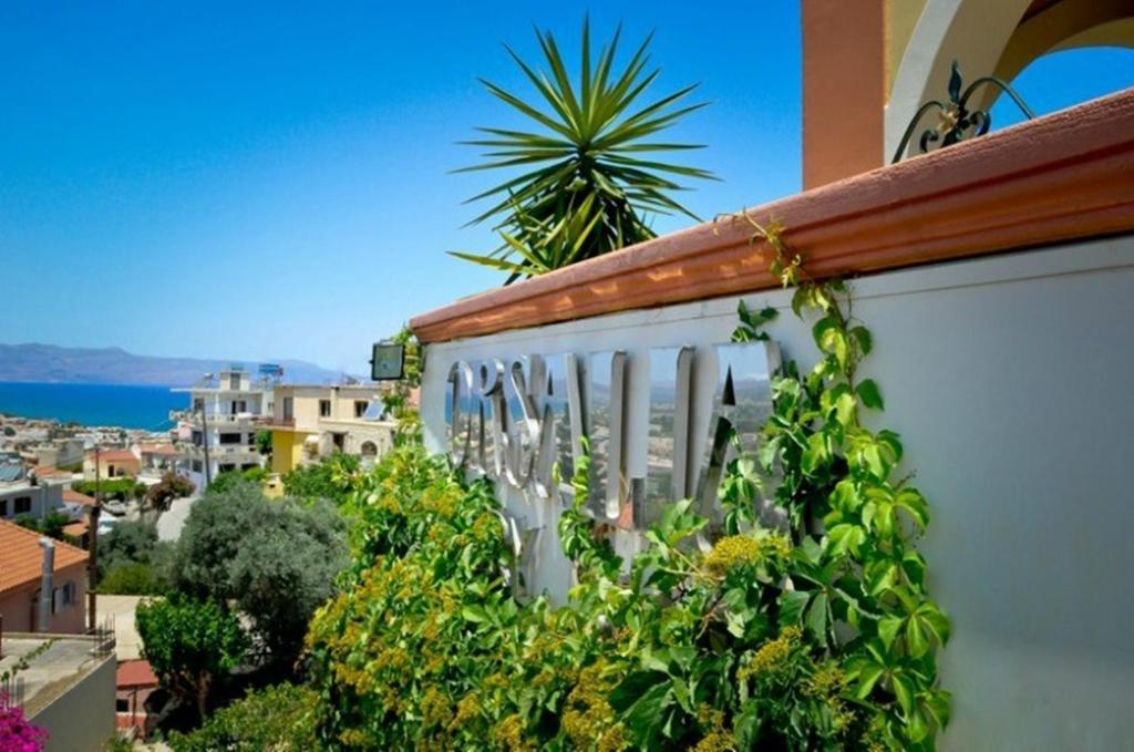 Orsalia Luxury Suites Платаньяс Экстерьер фото